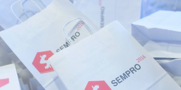 Как выжить SEO в эпоху Siri. Александр Баклажанко, руководитель SEO-отдела UaMaster - по мотивам SEMPRO 2016